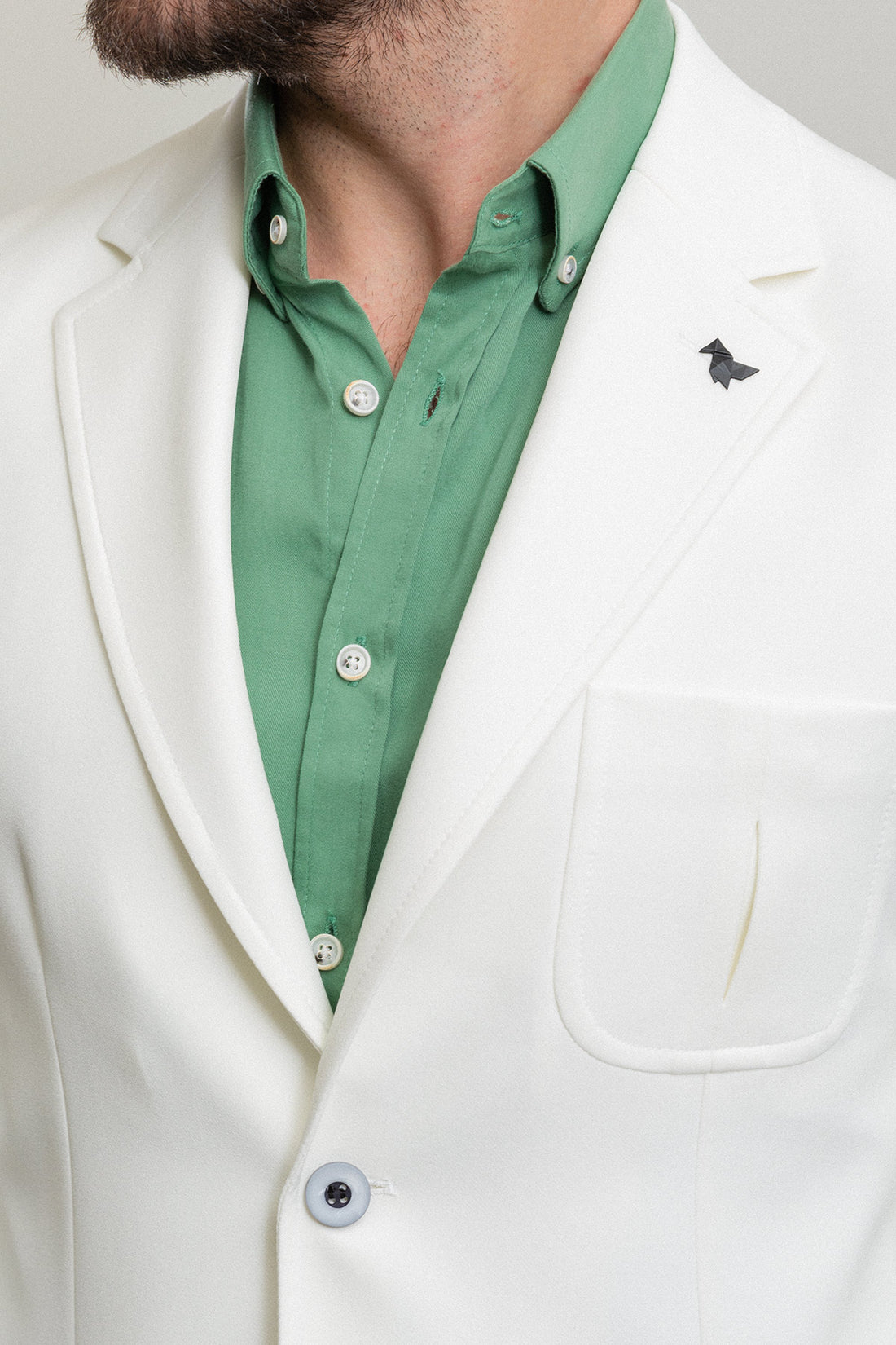 The Essential Guide to Men's Blazers: Styles, Fits, and Fabrics