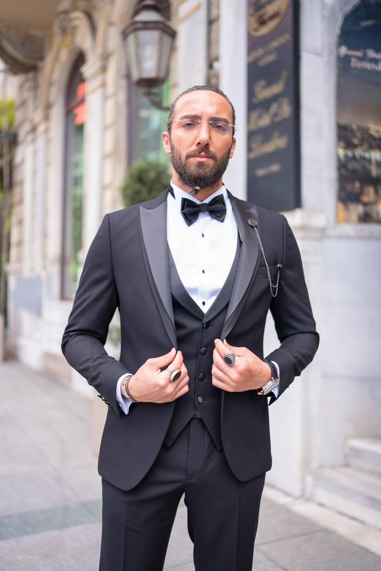 Black Pattern Slim Fit Tuxedo Suit