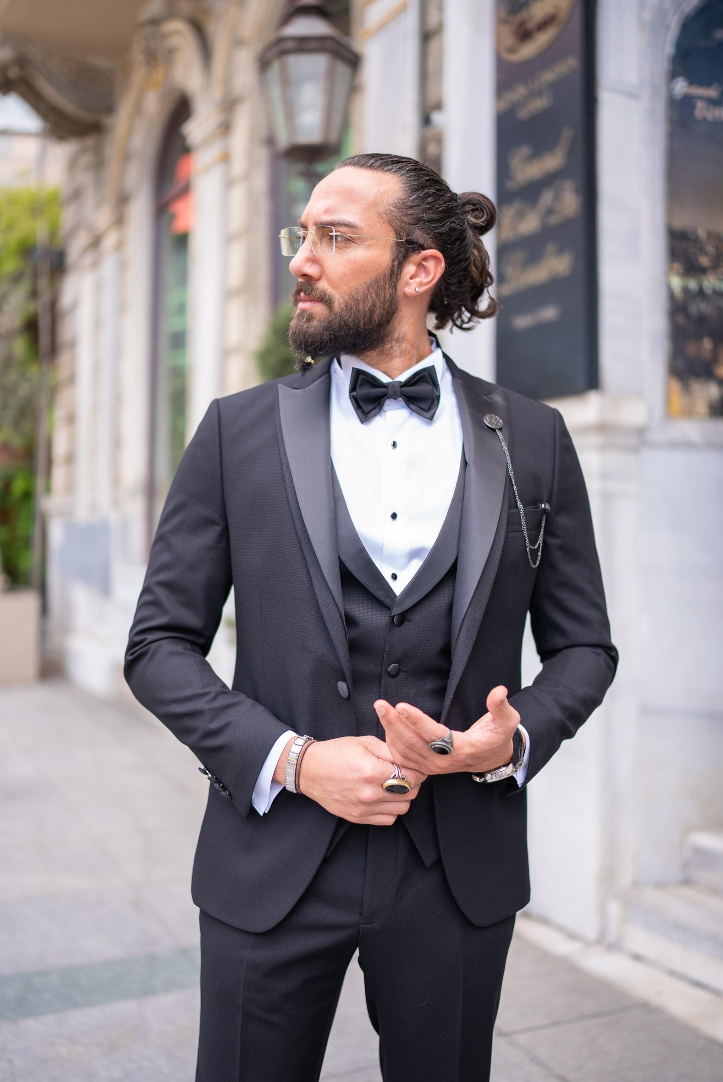 Black Pattern Slim Fit Tuxedo Suit