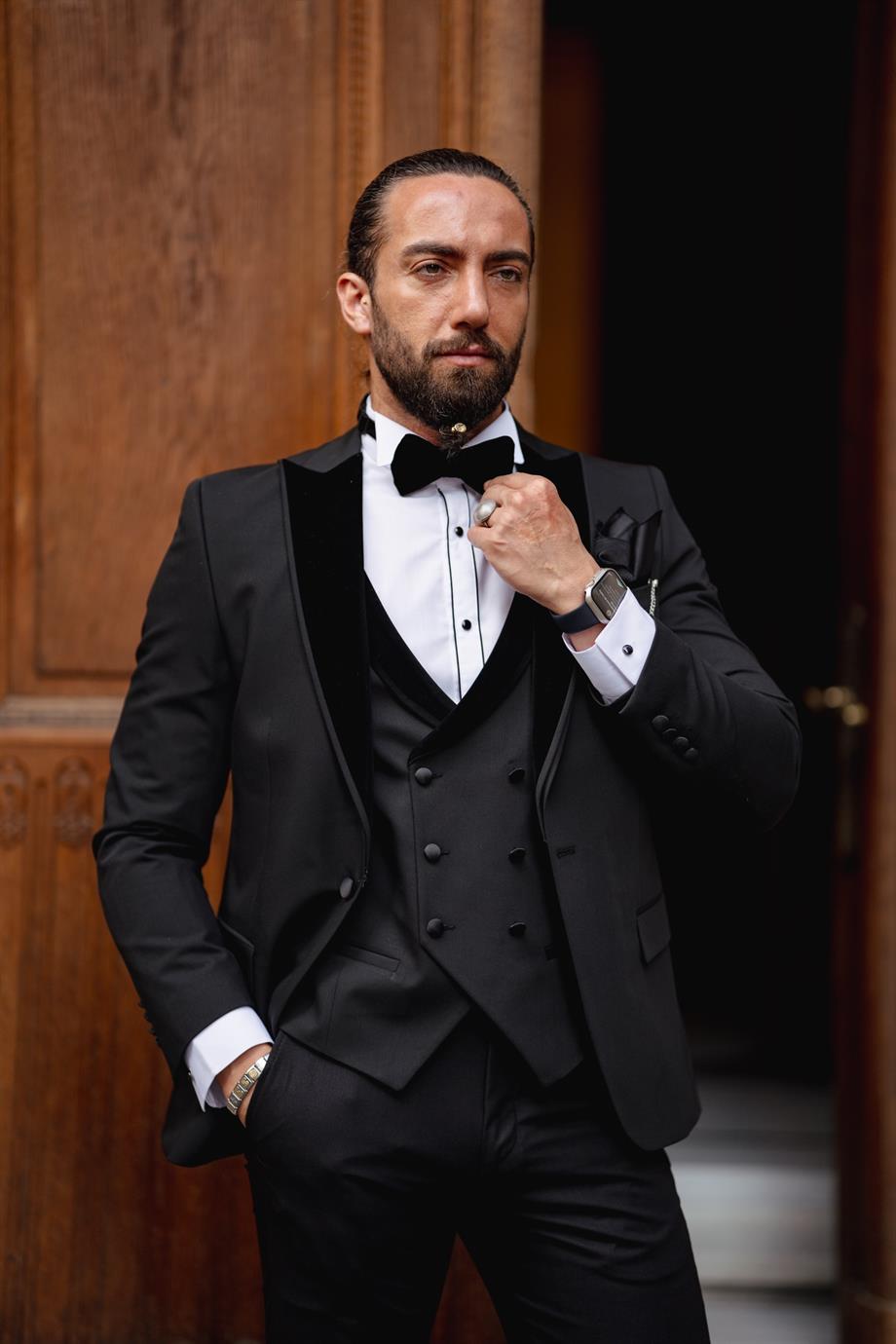 Men's Velvet Satin Collar Tuxedo Suit - Main Image