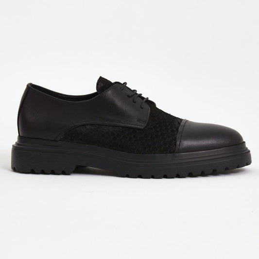 Black Raco Derby