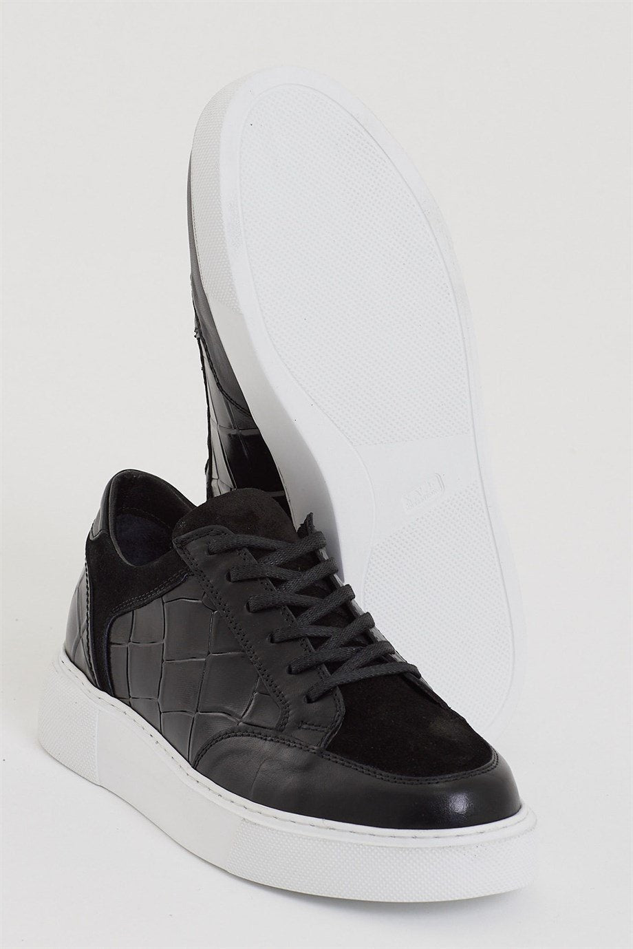 Black Venzo Sneaker