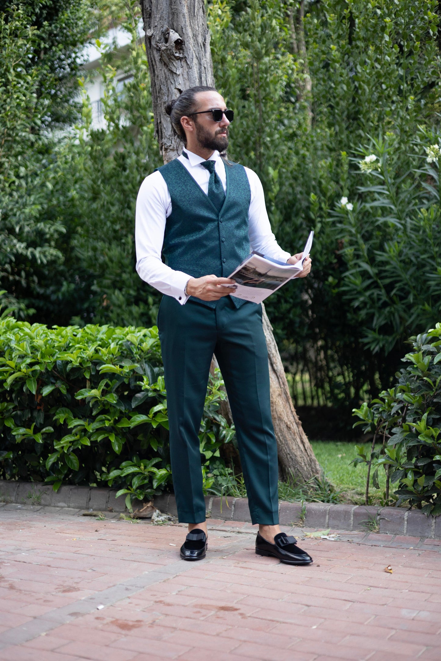 Green Slim Fit Satin Collar Men's Wedding Suit