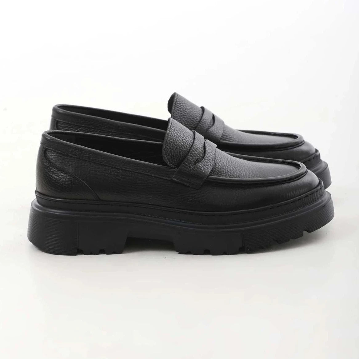 Black Penny Chunky F-416