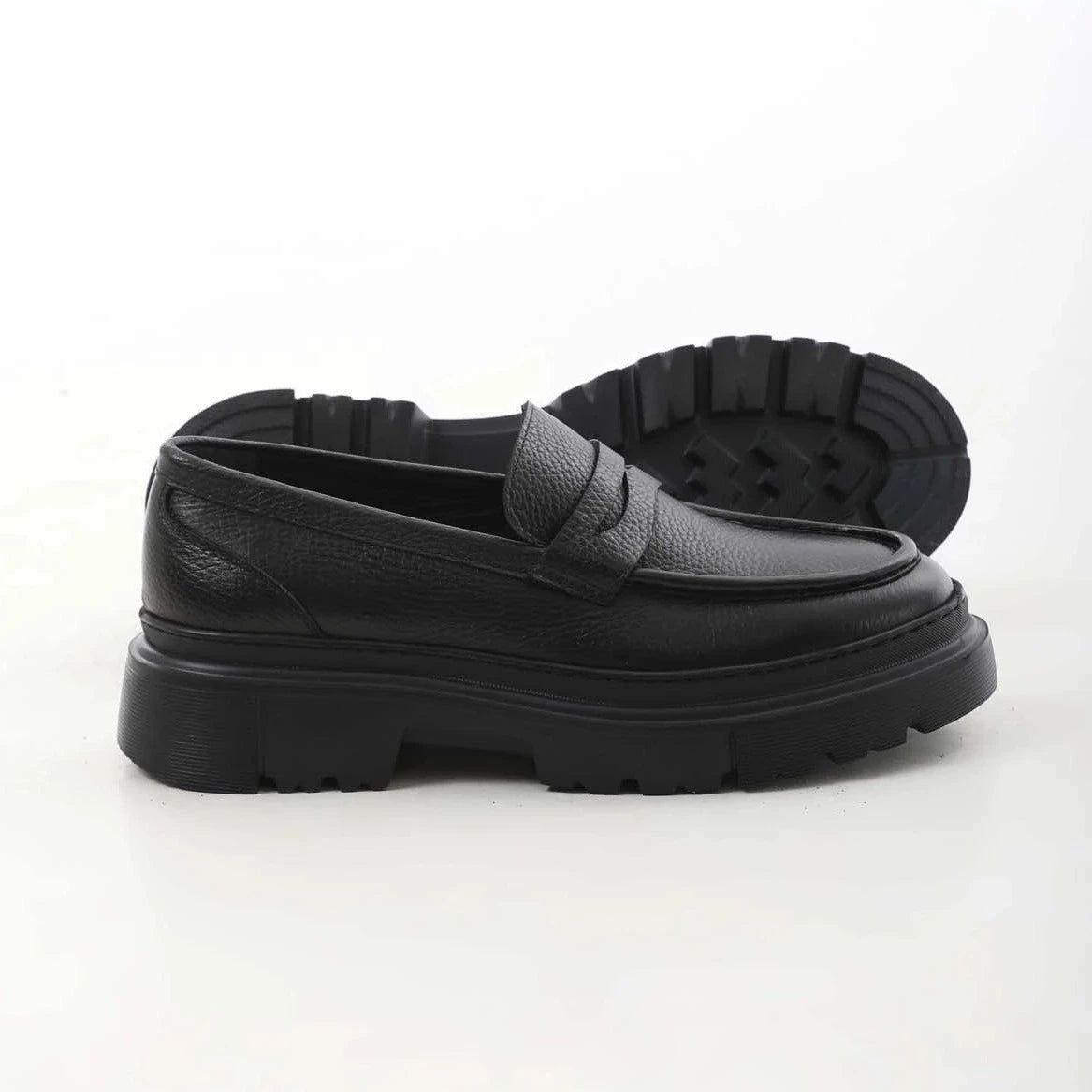 Black Penny Chunky F-416