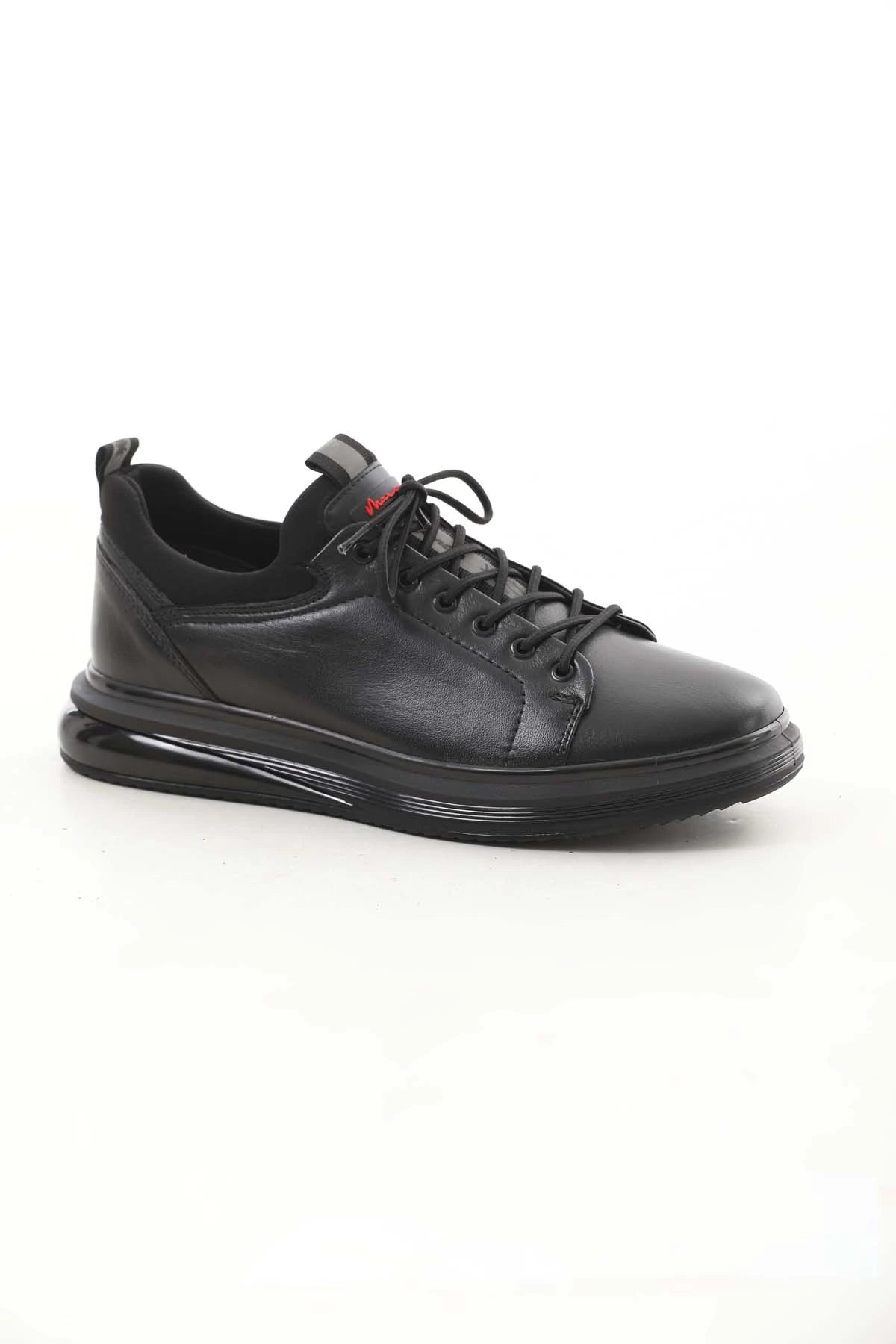 Black Sneakers F-18651