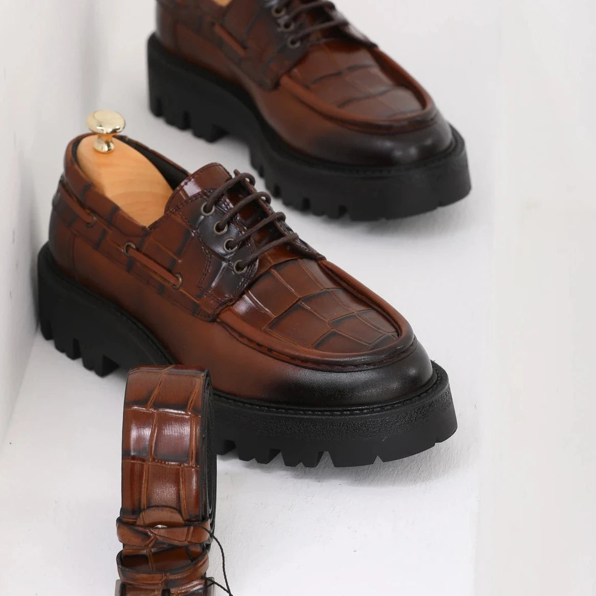 Brown Croc Chunky Savio-512