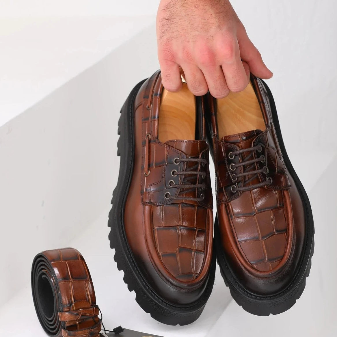 Brown Croc Chunky Savio-512