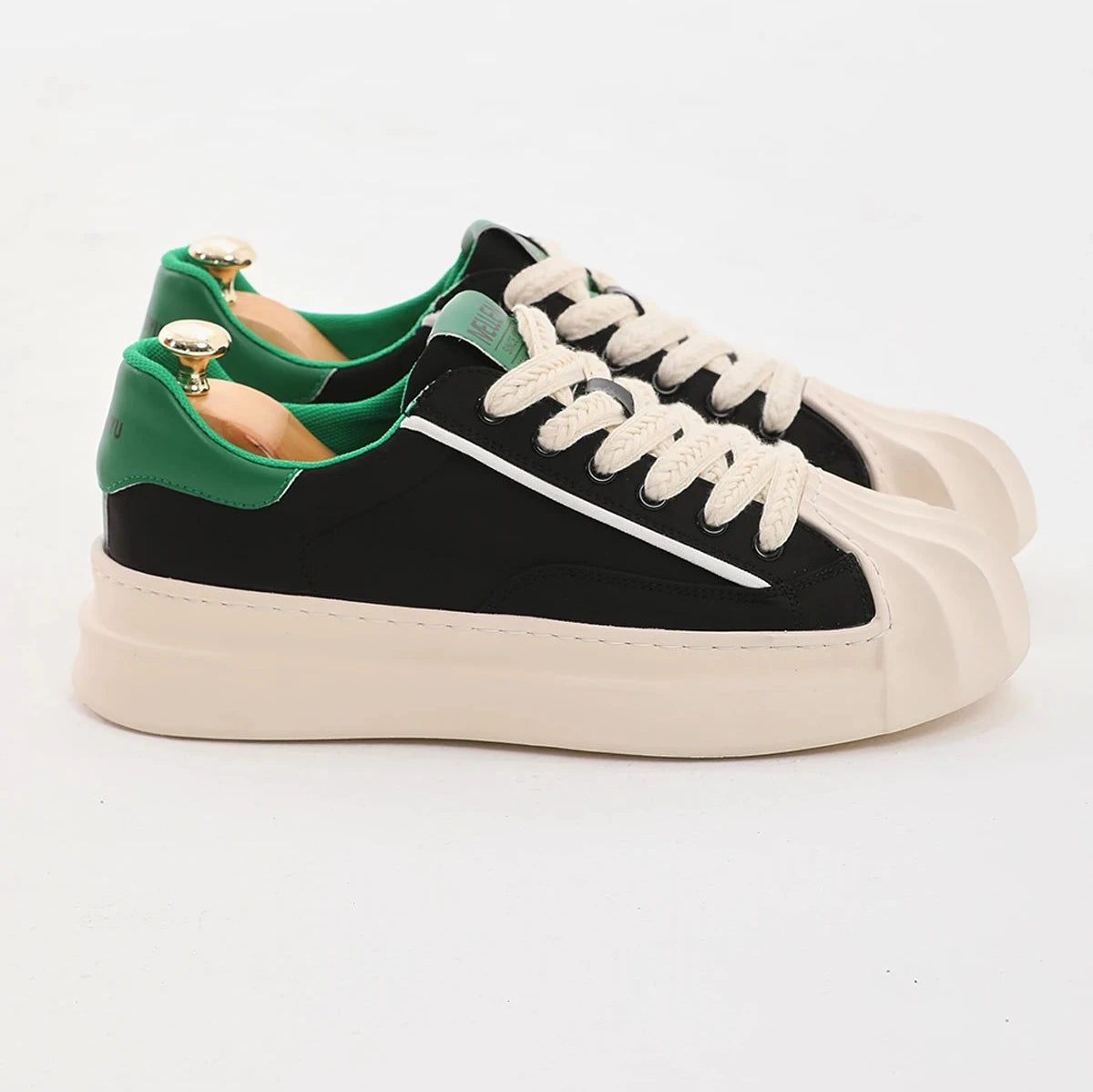 Black Garlin Sneakers