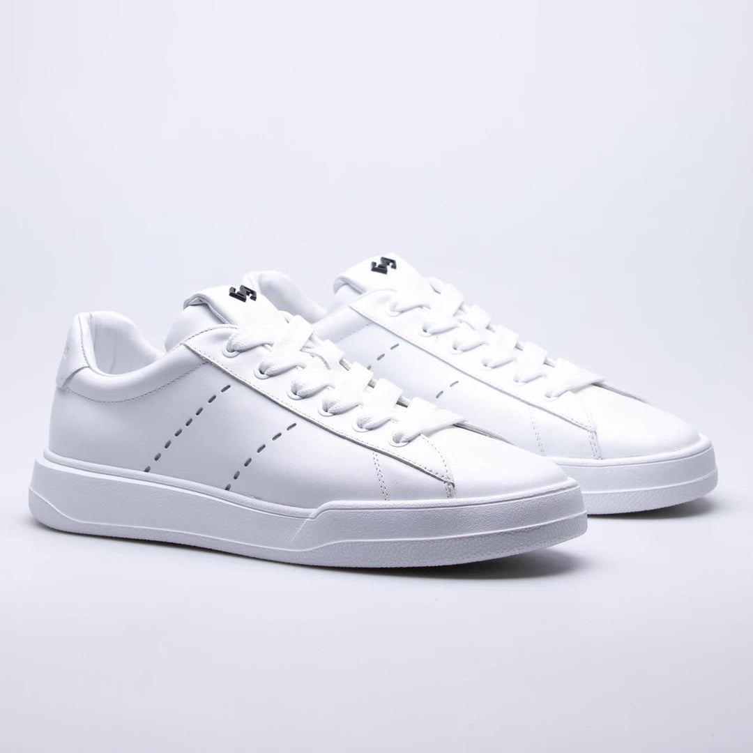 WHITE LEO sneaker