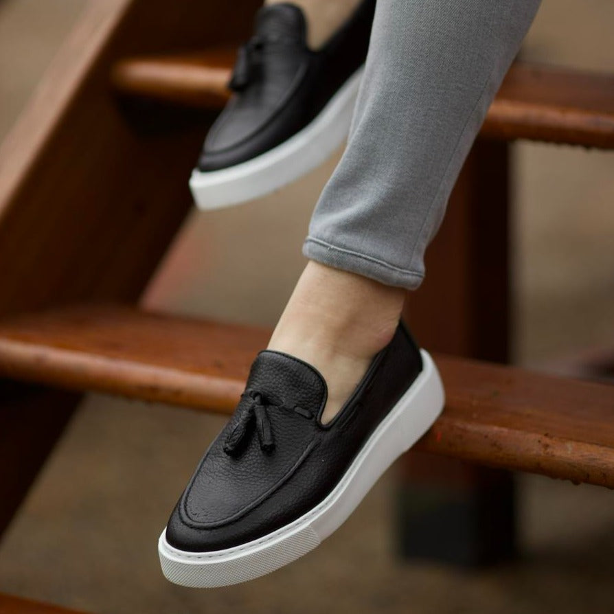 Black Grain Belgian Tassel Loafer